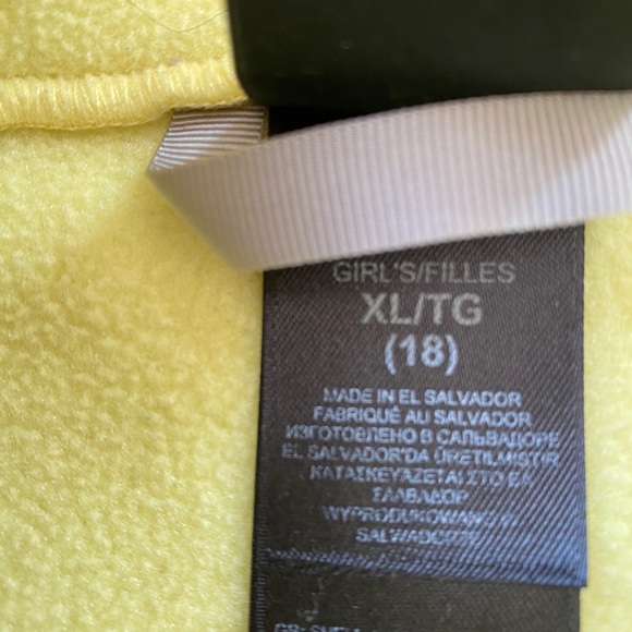 Yellow north face - Picture 2 of 4